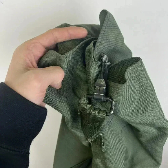 Vintage Military Style Green Gear Bag - US Issue - Picture 5 of 6